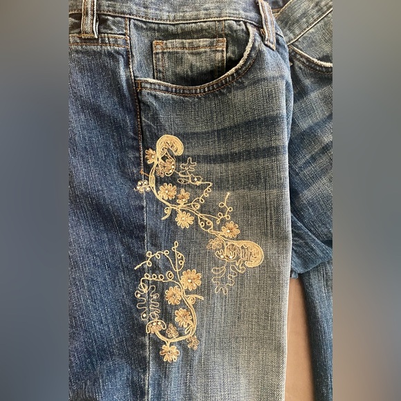 Lauren Jeans Co. Premium Floral Embroidered Jeans SZ 10 - Picture 3 of 8
